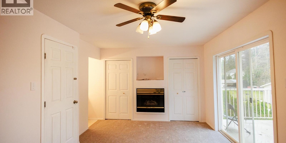 A 5115 MEDEEK AVENUE Terrace Photo 15 A 5115 MEDEEK AVENUE Terrace Photo 15